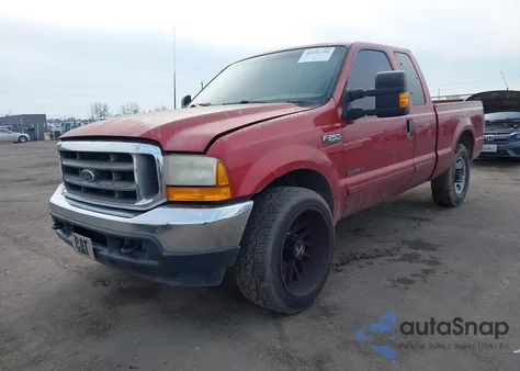 2001 Ford F-250 Lariat/Xl/Xlt из США, поврежденный, VIN 1FTNX20F21EC65556